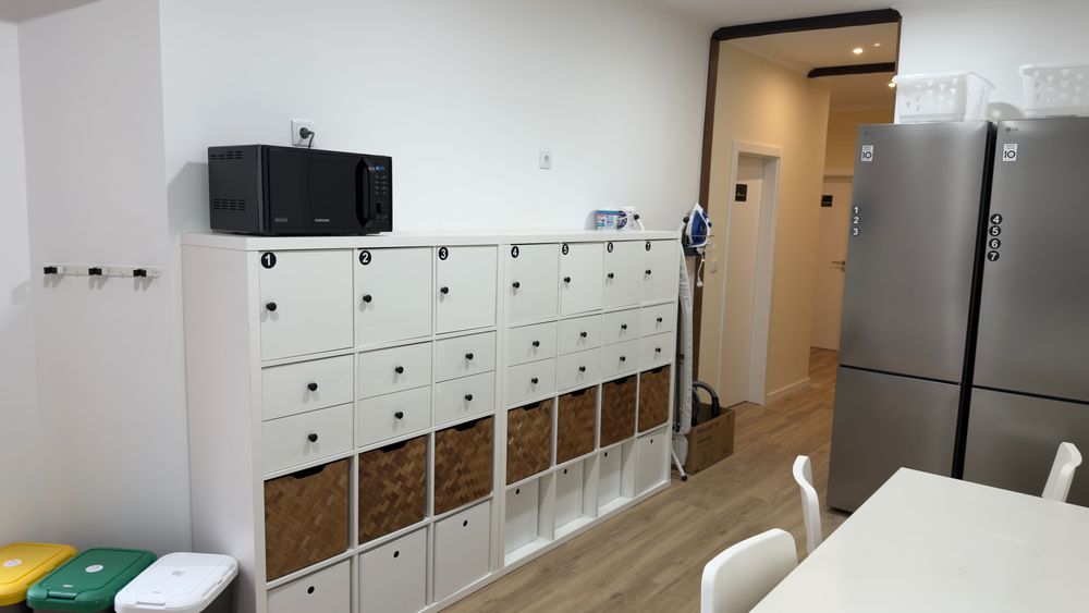 Quarto Individual | Algés | Contrato | Limpeza Semanal incluida