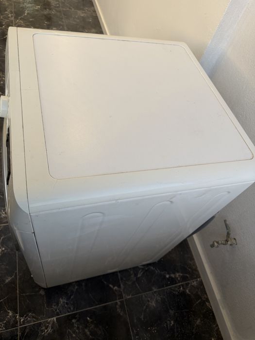 Maquina de lavar roupa