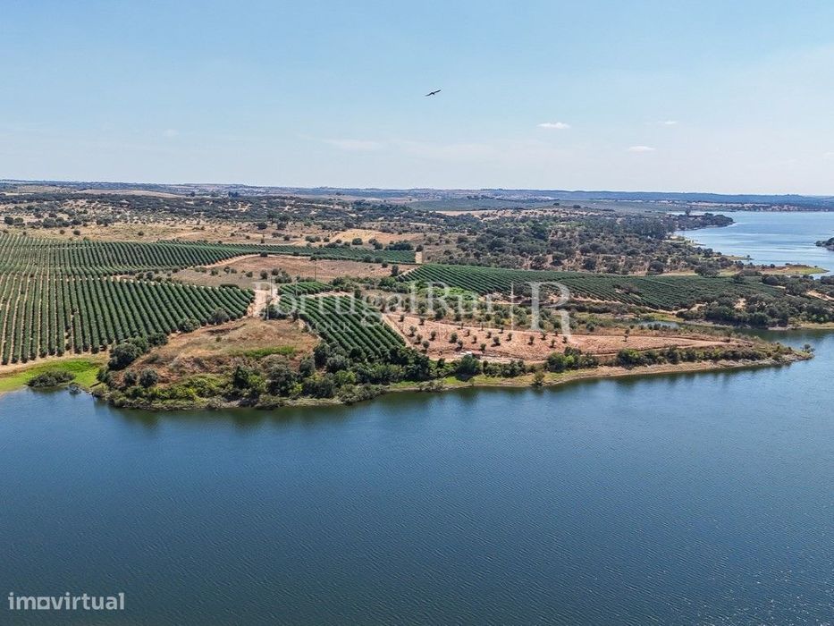 Terreno junto à barragem com Projeto Aprovado para Hotel