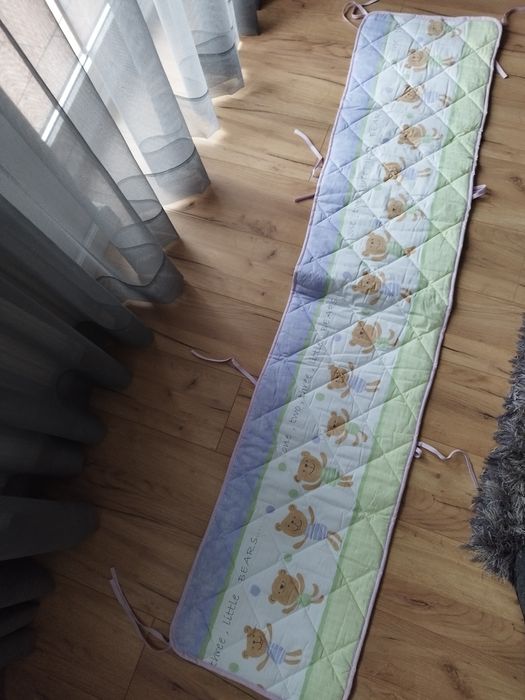 Ochraniacz do łóżeczka + mata