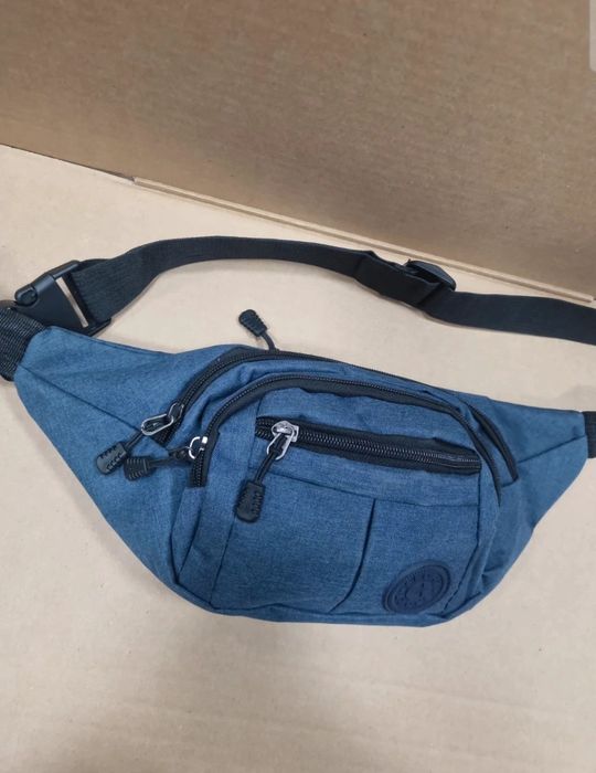 Saszetka pojemna dużo kieszeni