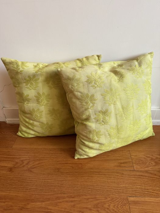 Almofadas verdes