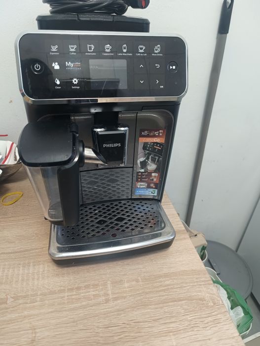 Ekspres Philips EP4349