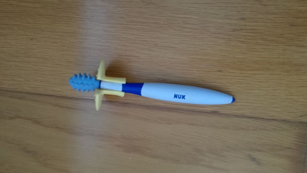 Escova de dentes para bebé - Nuk