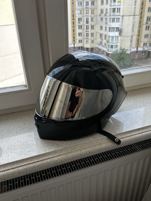 Мотошолом AGV K1 (розміру L-XL)