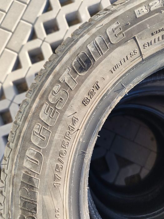 Komplet opon letnich Bridgestone B250 175/65 r14 2019