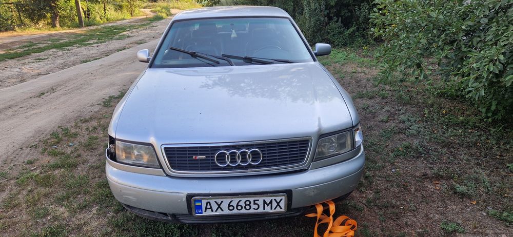 Продам audi a8 d2