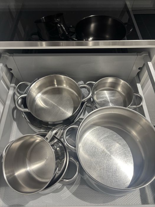 Conjunto de 6 panelas em Inox da Inoxlar com tampas! E chaleira em Inox!