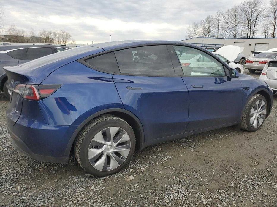 Tesla Model Y 2023.