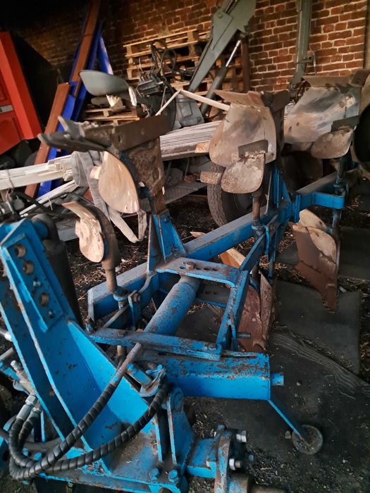 Pług  lemken 3 skibowy obrotowy