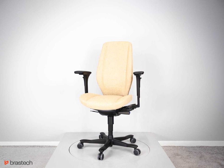 Fotel biurowy Kinnarps 9000 Nowy / Outlet