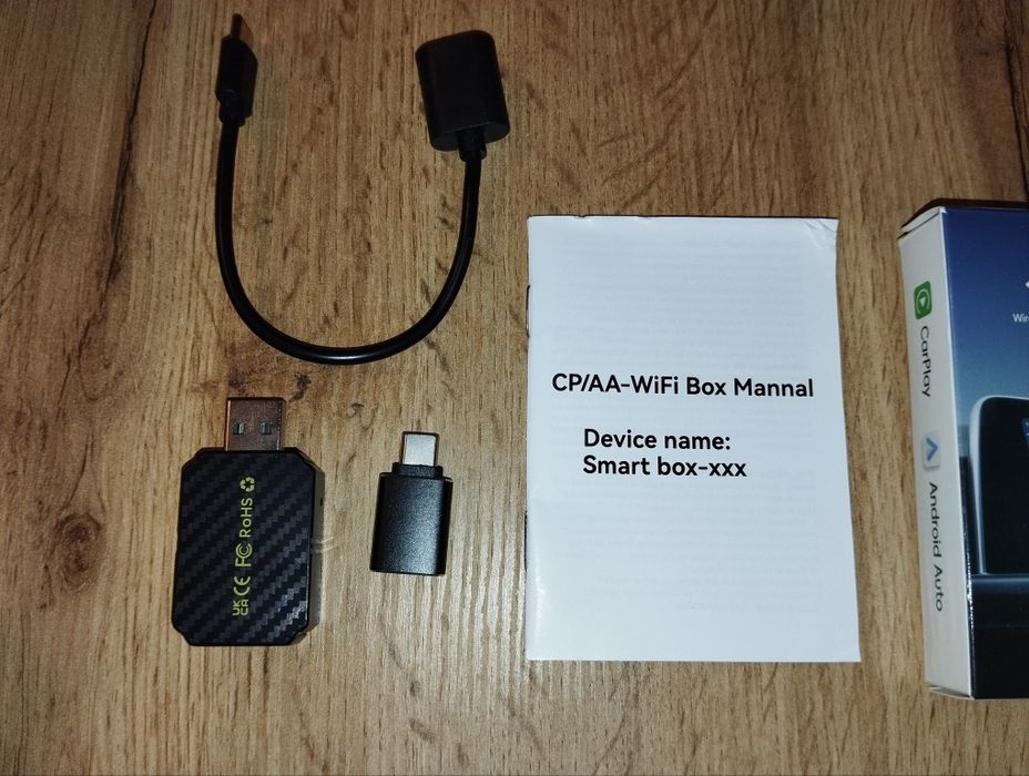 Bezprzewodowy adapter CarPlay 2w1 Android Auto Plug and Play Mini Car