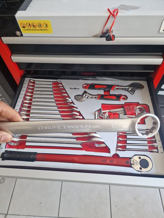 Carrinho de ferramenta de 7 gavetas completas novo