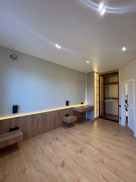 Таунхаус Дом с ремонтом в Ирпене