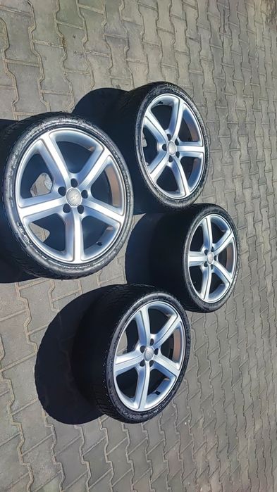 Sprzedam  felgi od audi  19 cali