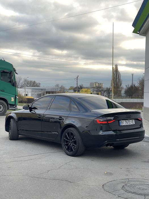 Audi А4B8 ,Офіційна ,двигун Gen3