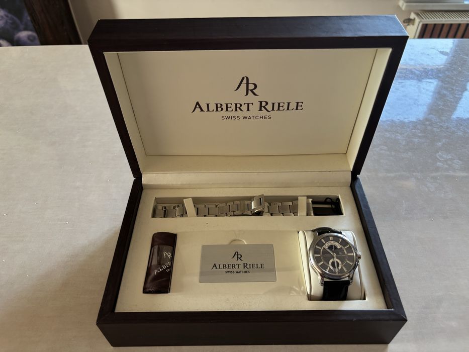 Zegarek Albert Riele