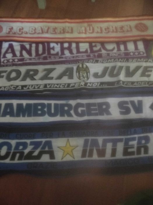 30 cachecóis de futebol