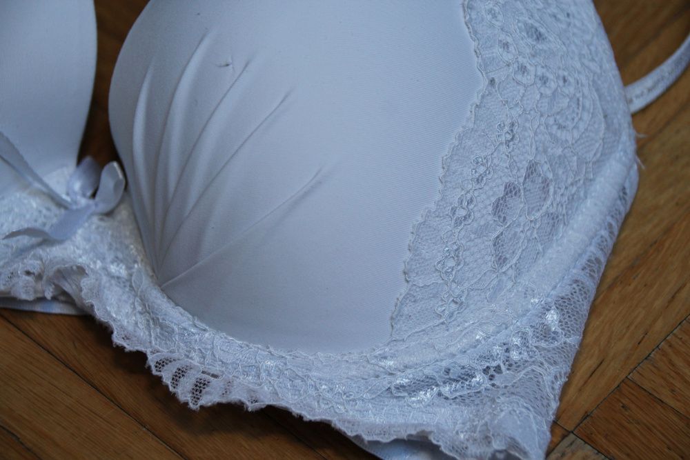 Biustonosz 75B, bialy, PushUp