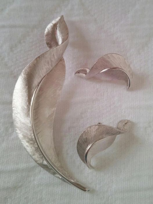 Conjunto bijuteria Trifari