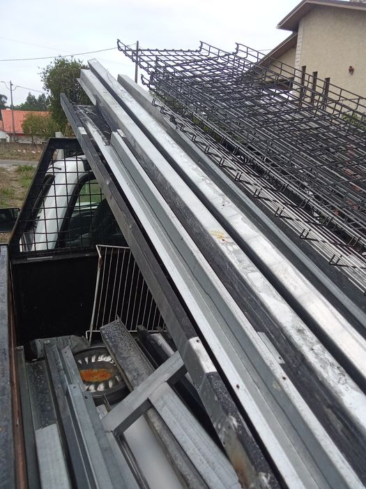 Metallic gutter and cable tray64285059713410121