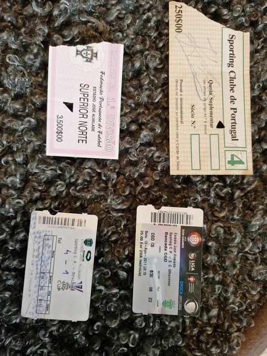 Bilhetes antigos de jogos do Sporting CP a 5€ cada