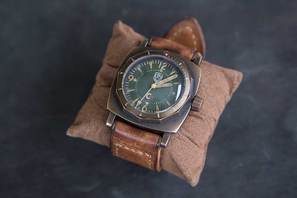 Zegarek Vintage VDB C21 Bronze Historical Stan jak nowy