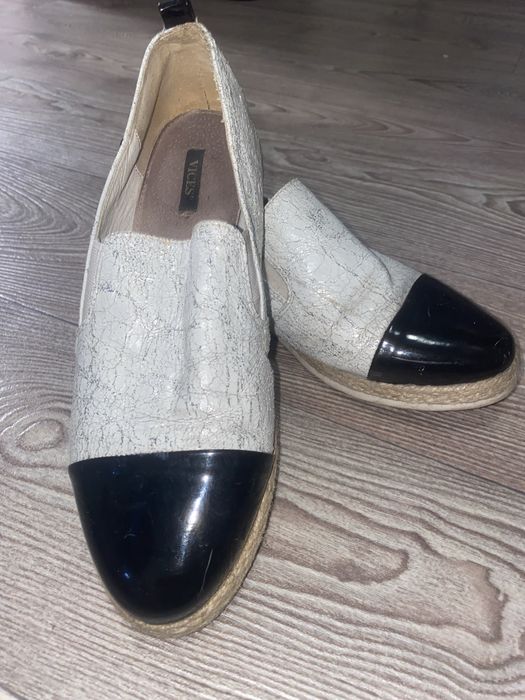 Продам Лофери жіночі