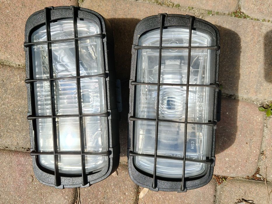 Reflektory halogenowe