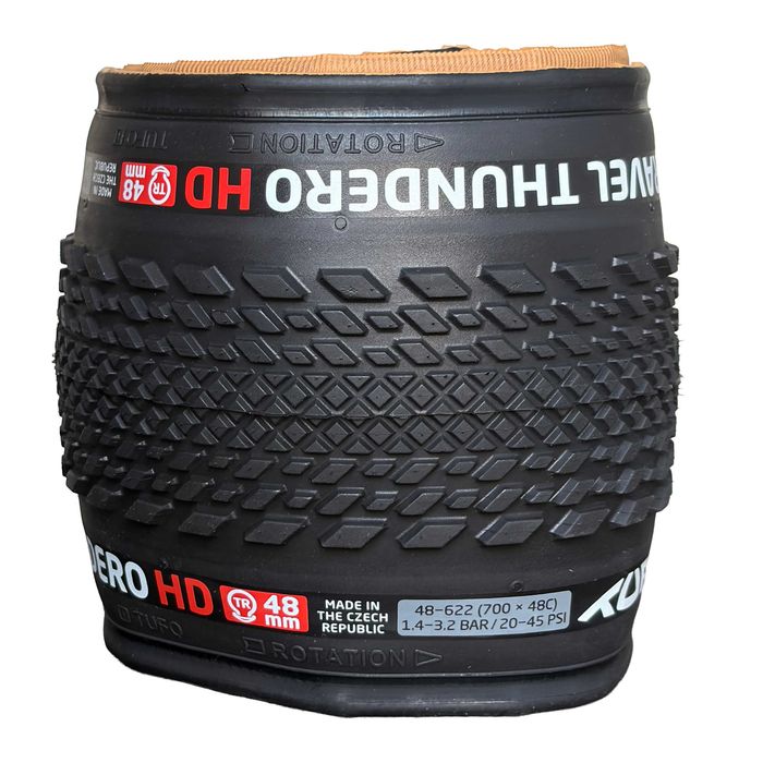 走行49km Tufo Thundero 700x48 2本 2026/3購入 tufo thundero Dolnośląskie - Sport i Hobby w dobrej cenie