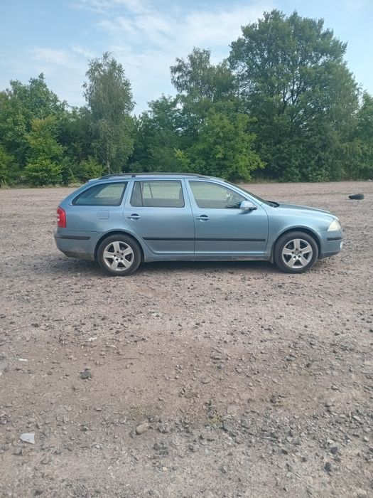 Шкода октавія а5 універсал 1.6 mpi