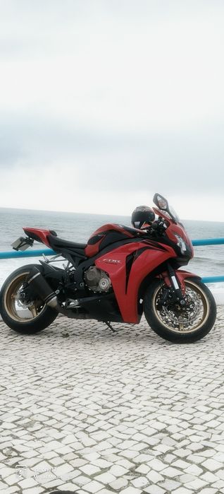 Honda cbr 1000 rr