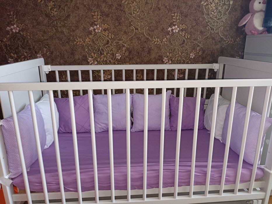 Бортики в ліжечко