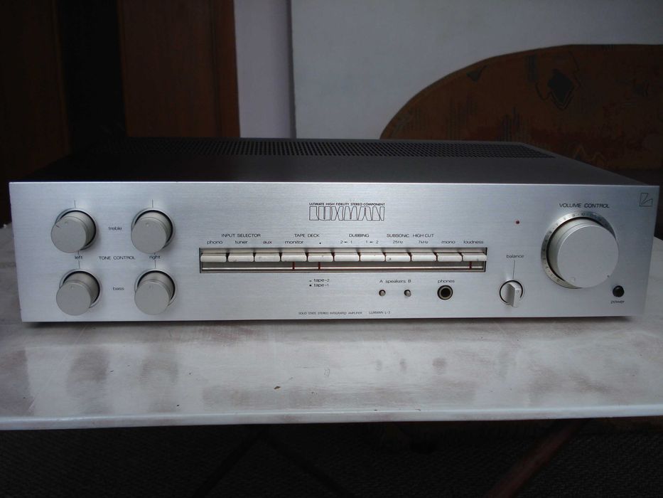 Підсилювач "Luxman" L-3, L-215