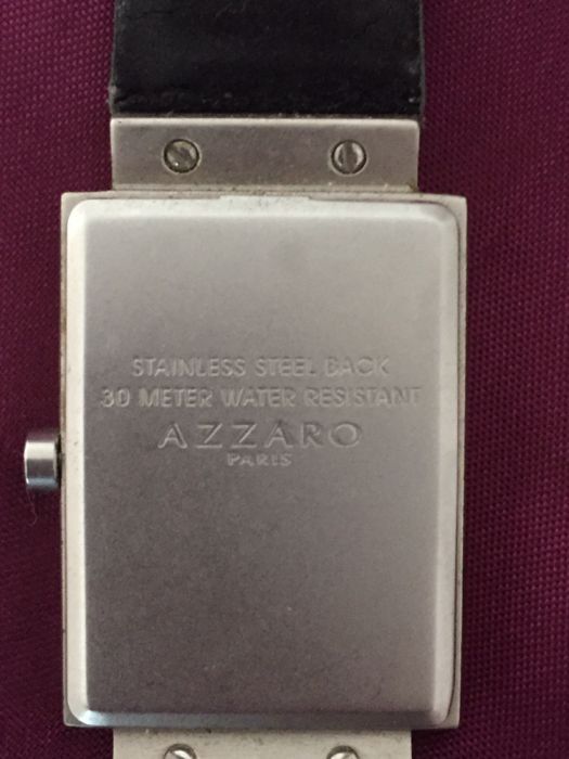 Relógio Azzaro em pele