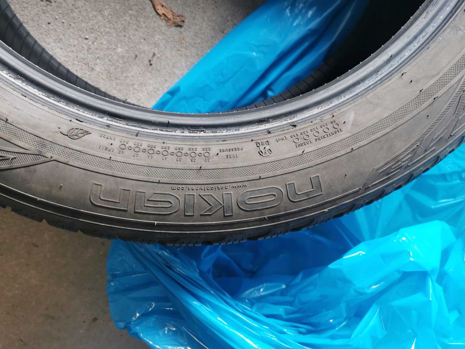 opony zimowe 235/55/R20 SUV XL nokian 4 sztuki
