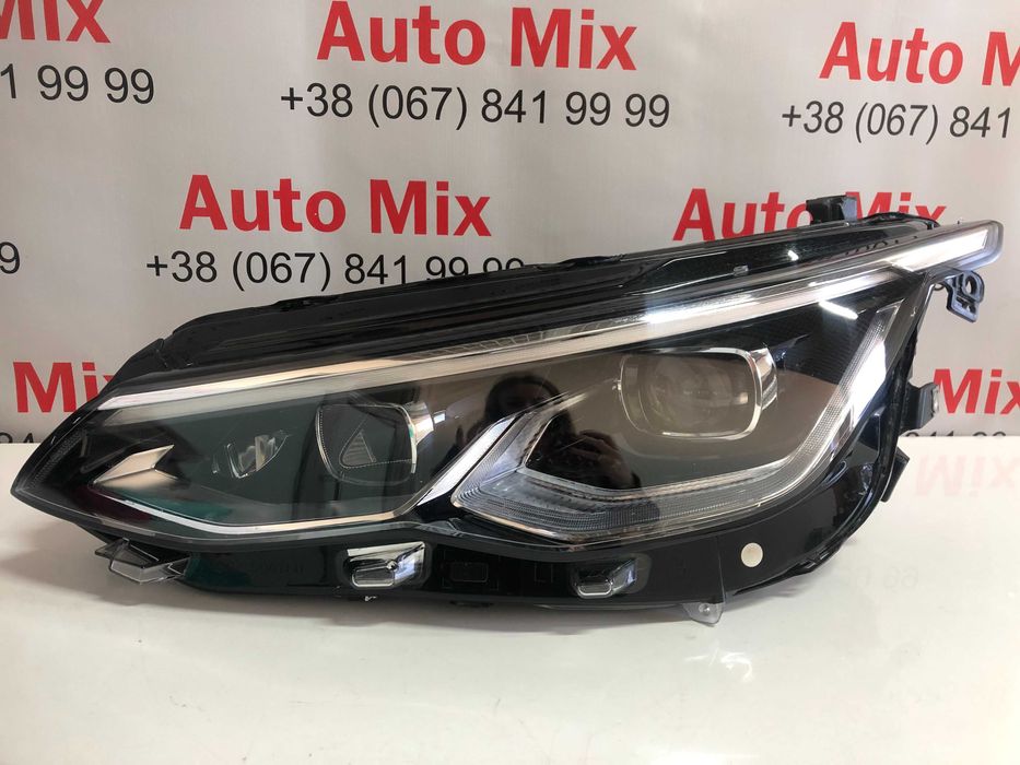 Фара Volkswagen Golf IQ Light 8 5H1941035