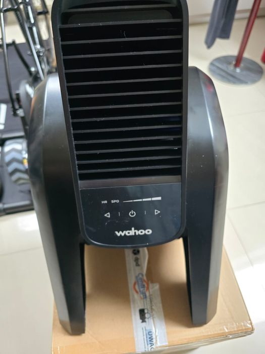 Wiatrak Wahoo headwind praktycznie nowy