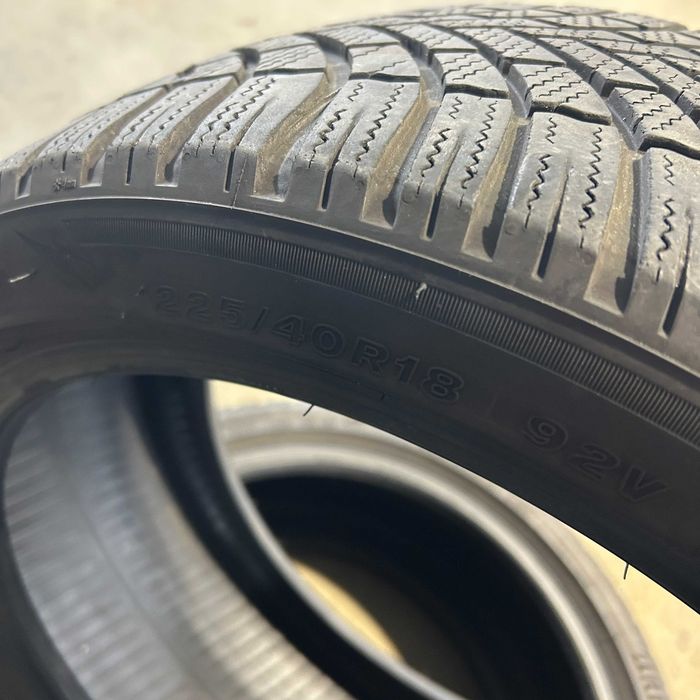 Pneus Bridgestone 225/40/R18