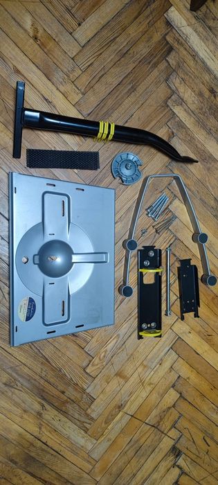 Кронштейн wall mount  Evolution TVB 2250  в чудовому стані