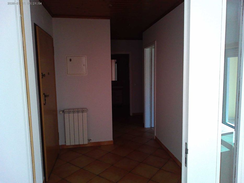 ALUGO Apartamento  em Ferreira Zêzere  T2