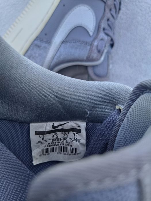 Женские кроссовки Nike Air Force р39-39.5