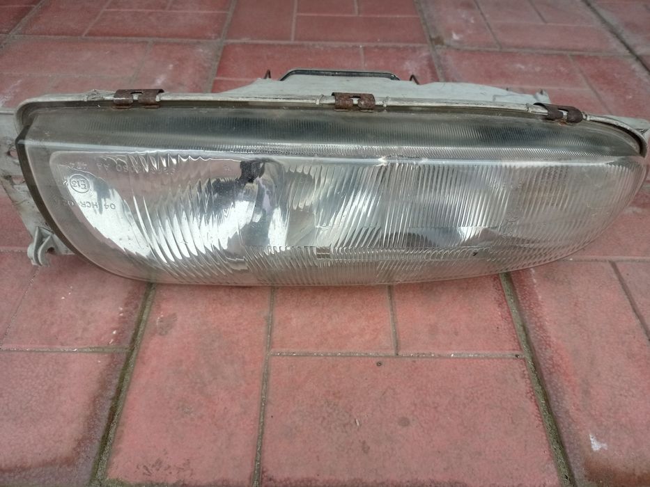 Фара ford fiesta  95,96-1998р.