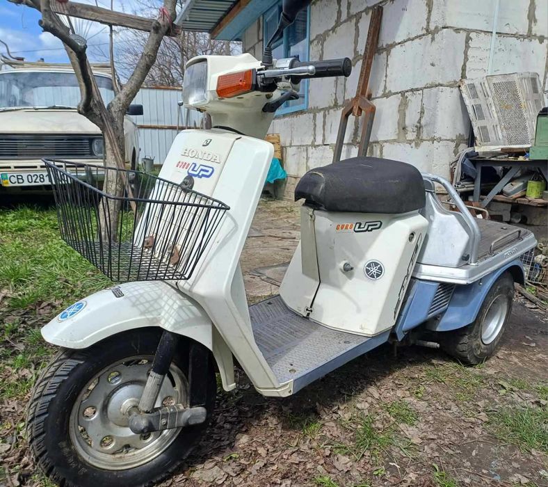 Скутер Honda Gyro Up