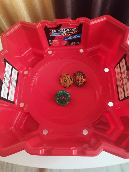 Арена для бейблейдів Hasbro