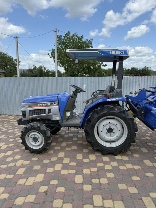 Японский трактор ISEKI SIAL HUNTER 22 — сел и поехал. Состояние огонь