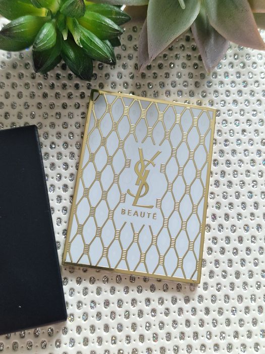 Przepiękne lusterko ysl beauty nowe oryginalne