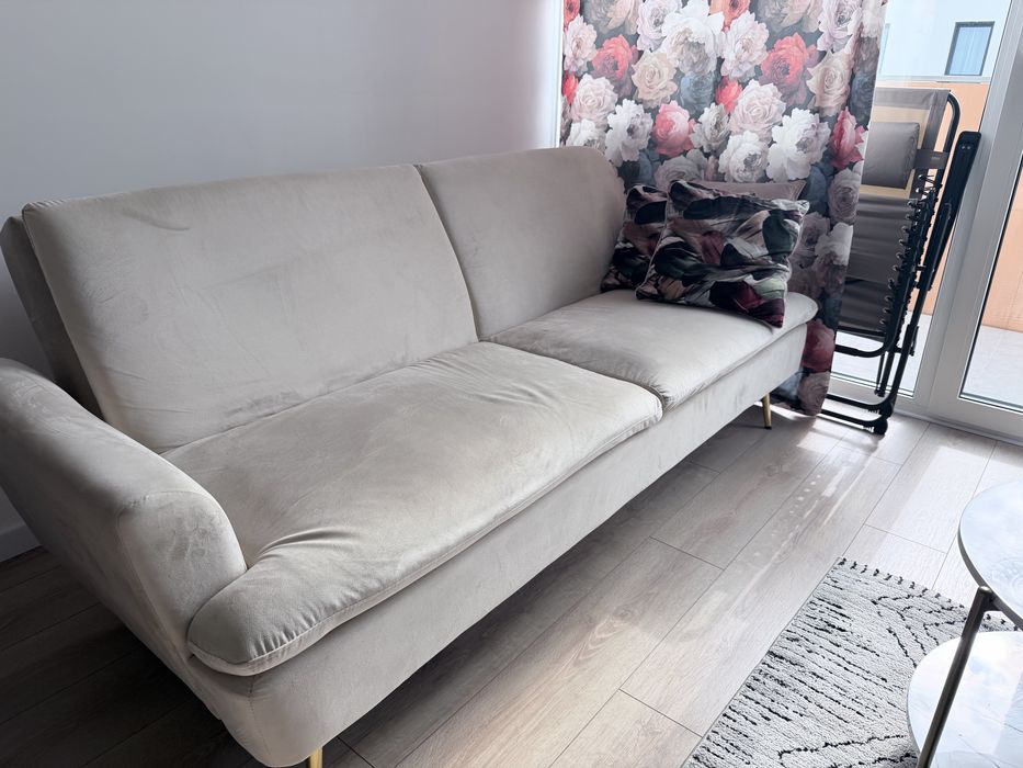 Sofa rozkładana dla 3 osób  Welur Jasnobeżowy/ NOWA