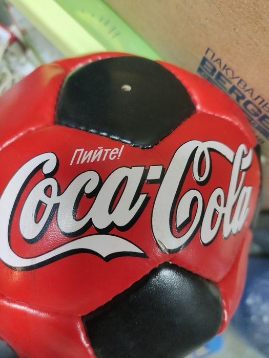Мяч футбольный coca-cola