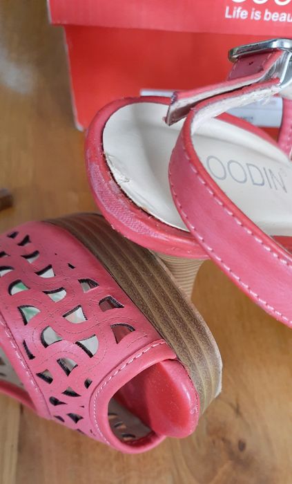 Szpilki damskie r. 39